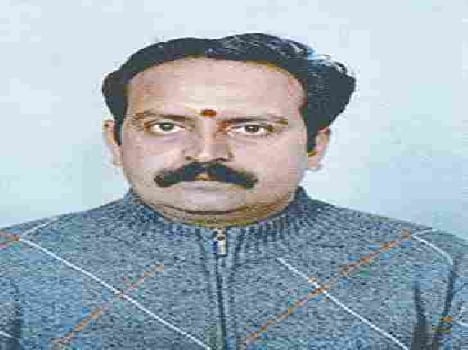 firing on medicine practitioner in new agra